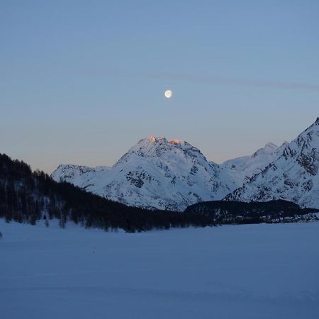 Hotel Ristorante Lagrev Maloja Kültér fotó