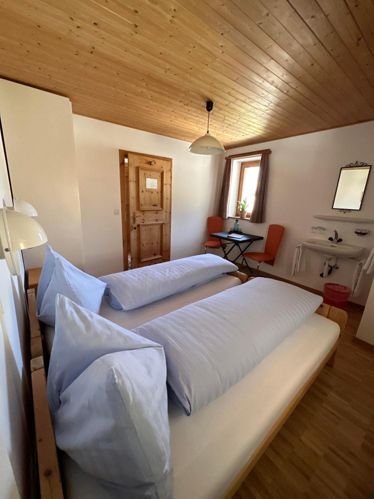 Hotel Ristorante Lagrev Maloja Kültér fotó